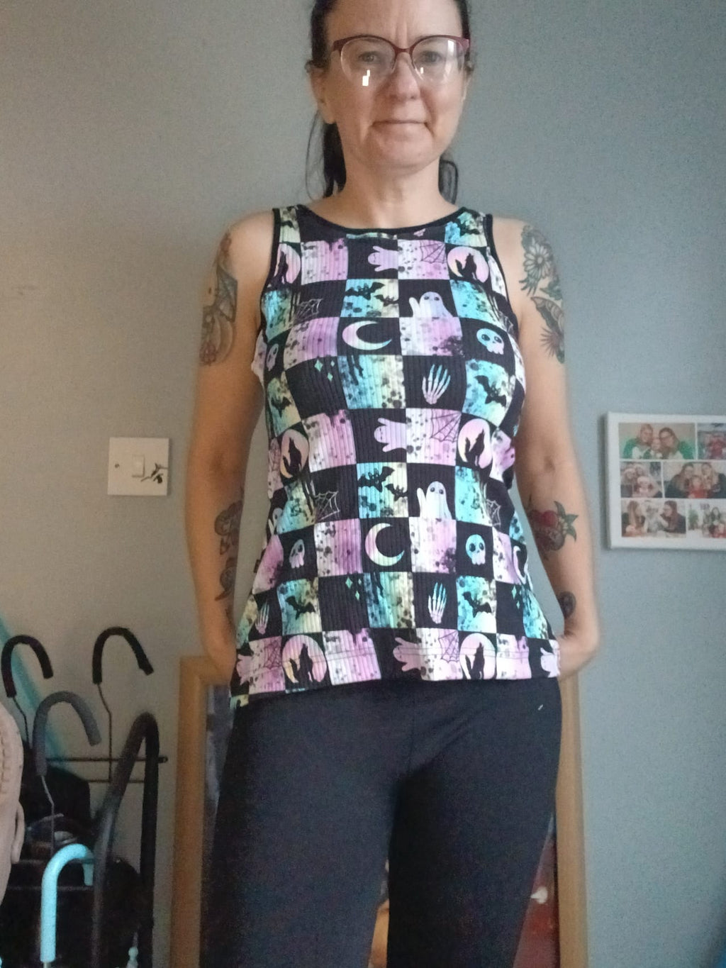 Ladies Tight Fit Vest Top & Crop