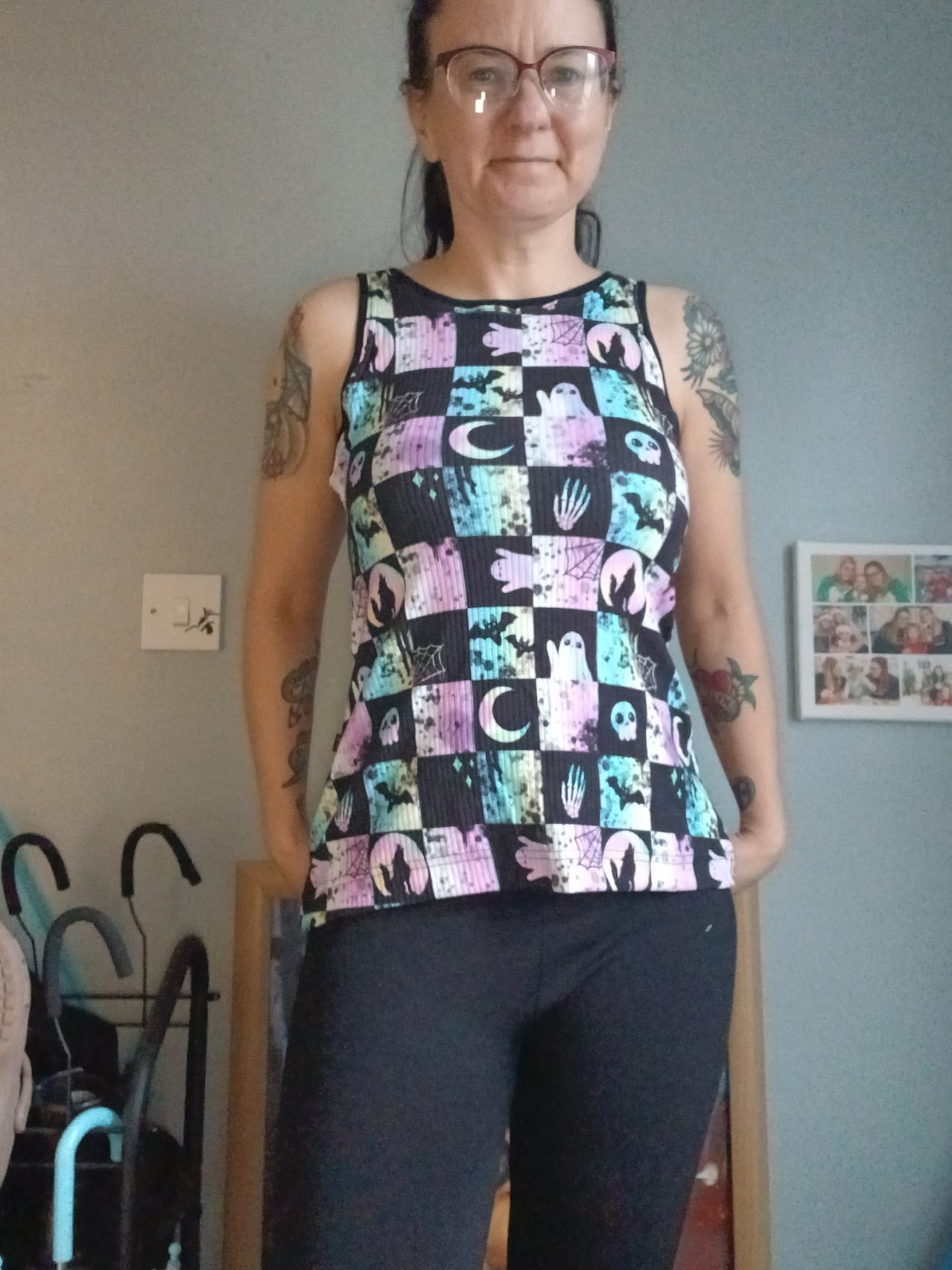 Ladies Tight Fit Vest Top & Crop