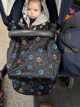 Load image into Gallery viewer, Baby Carrier Cover / universal foot muff
